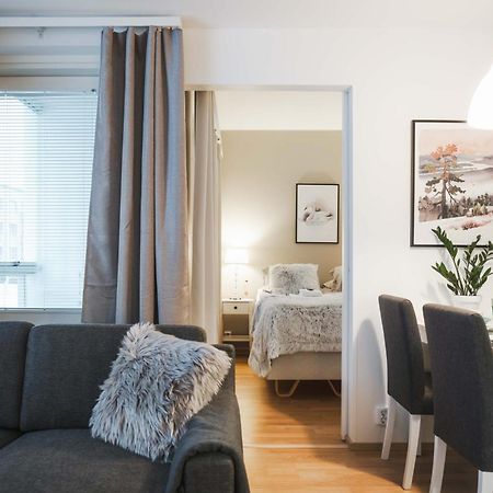 Cozy City Apartment With Sauna โรวานิเอมิ ภายนอก รูปภาพ