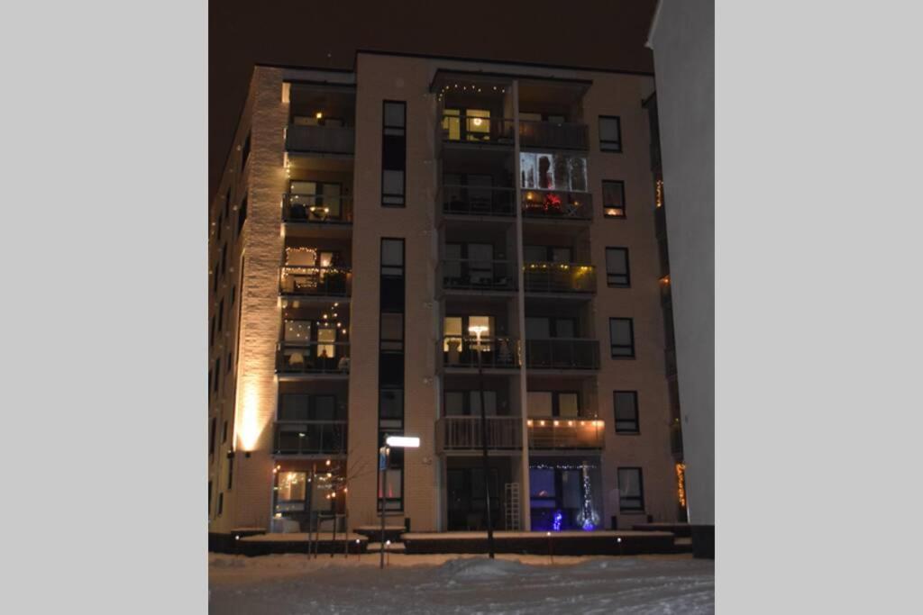 Cozy City Apartment With Sauna โรวานิเอมิ ภายนอก รูปภาพ