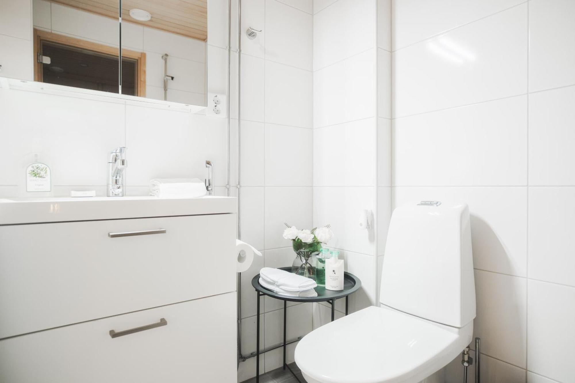 Cozy City Apartment With Sauna โรวานิเอมิ ภายนอก รูปภาพ